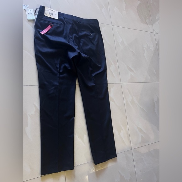 Calvin Klein Size 34W 30L STRAIGHT FIT New Pants black pockets men - Picture 15 of 16